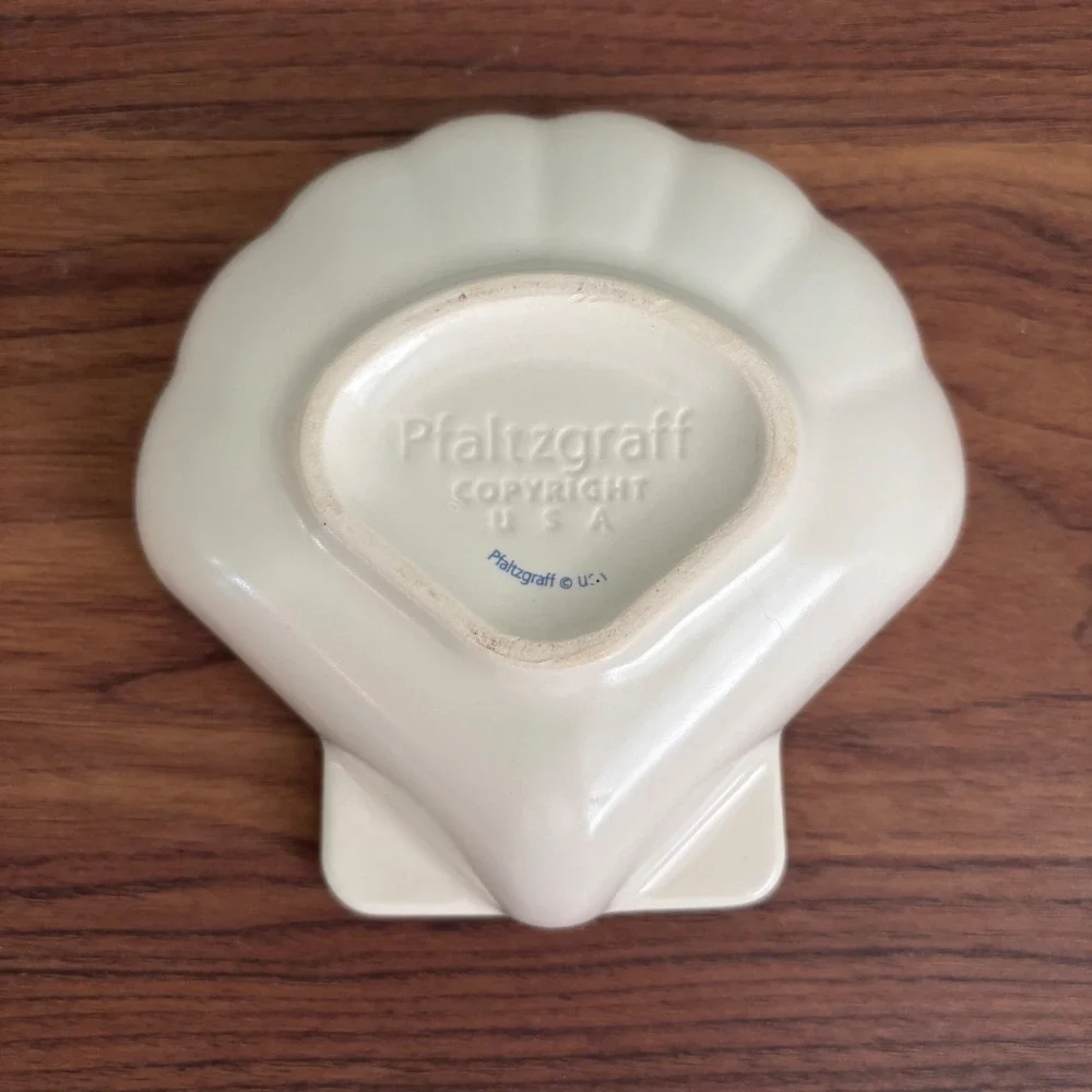 Pfaltzgraff Shell Trinket Dish Cream Excellent Floral Tea Rose Stoneware‎